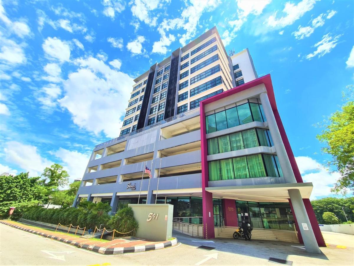Nexus Business Suite Hotel Шах Алам Екстериор снимка