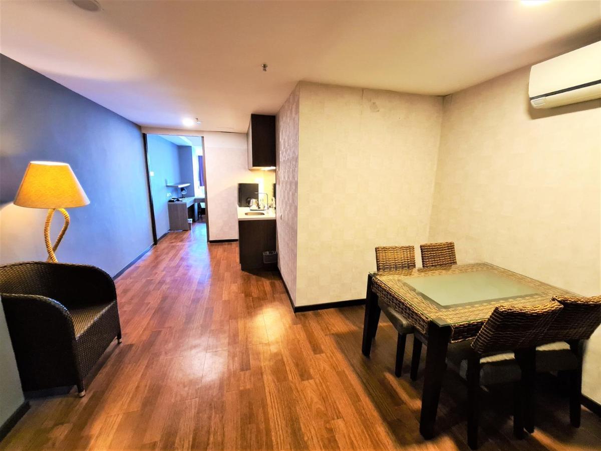 Nexus Business Suite Hotel Шах Алам Екстериор снимка