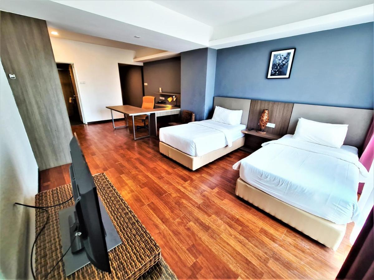 Nexus Business Suite Hotel Шах Алам Екстериор снимка
