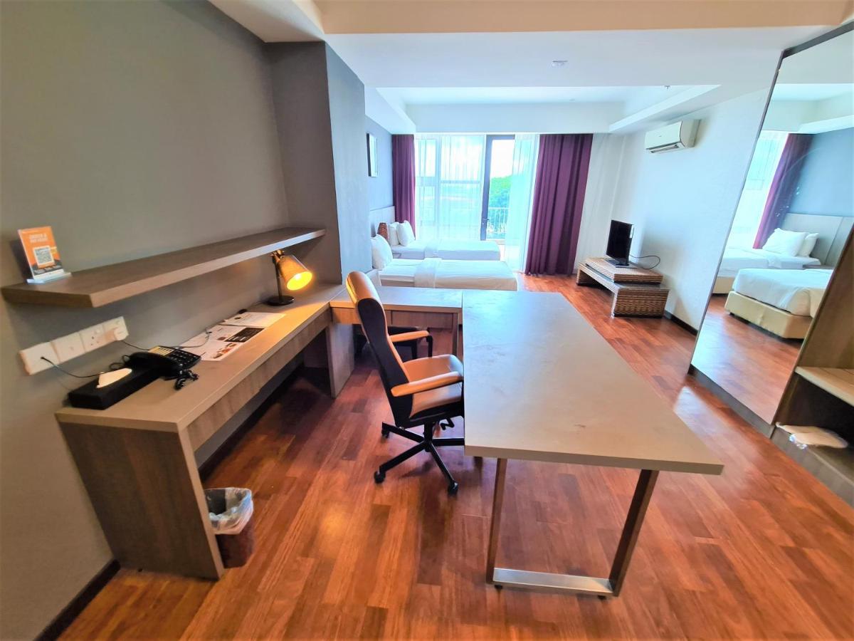 Nexus Business Suite Hotel Шах Алам Екстериор снимка