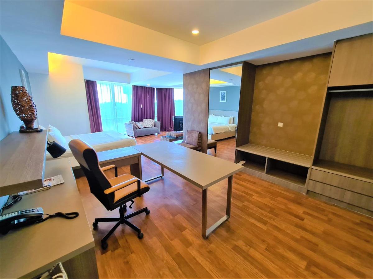 Nexus Business Suite Hotel Шах Алам Екстериор снимка