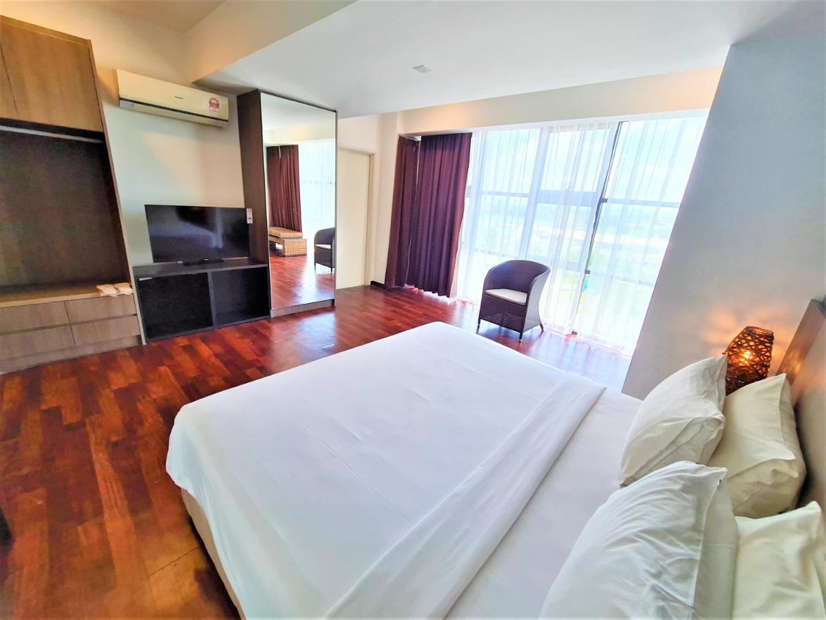 Nexus Business Suite Hotel Шах Алам Екстериор снимка