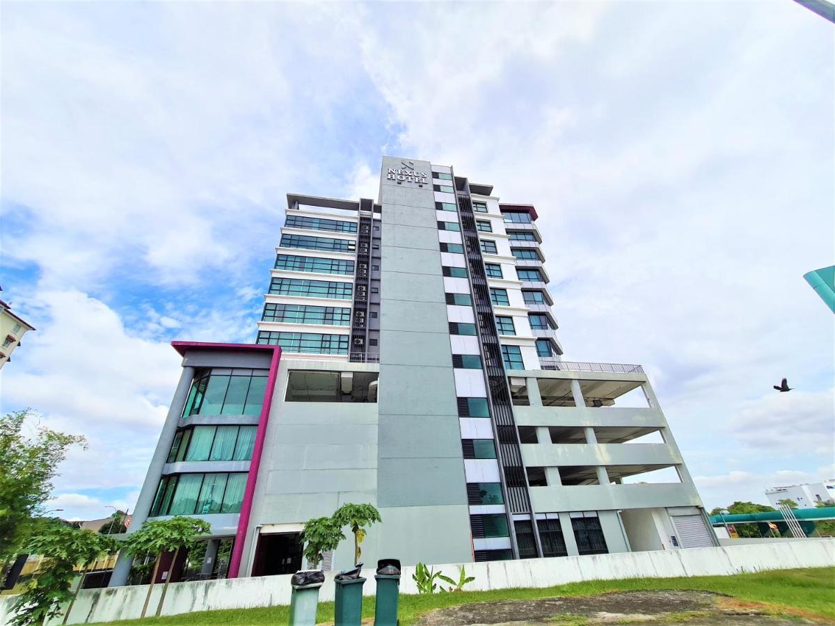 Nexus Business Suite Hotel Шах Алам Екстериор снимка