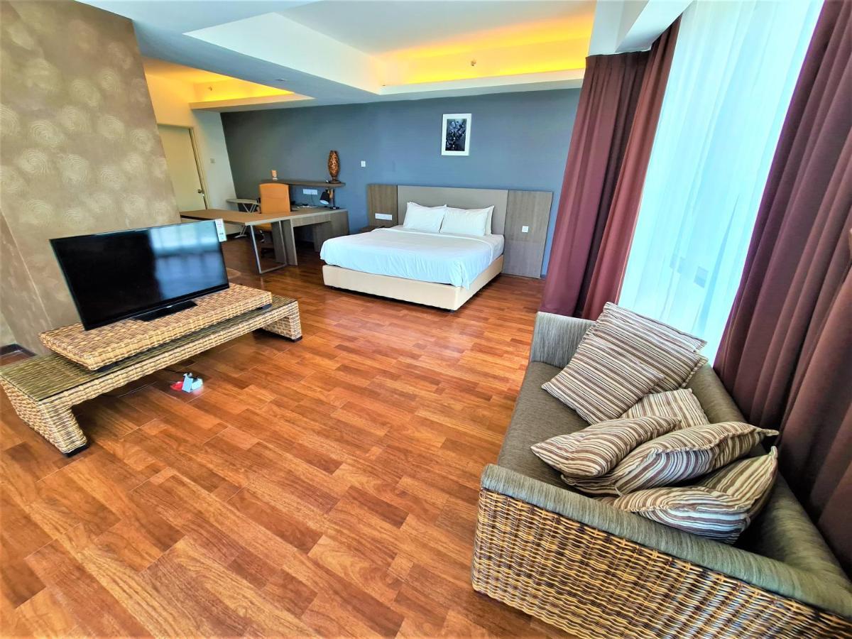 Nexus Business Suite Hotel Шах Алам Екстериор снимка