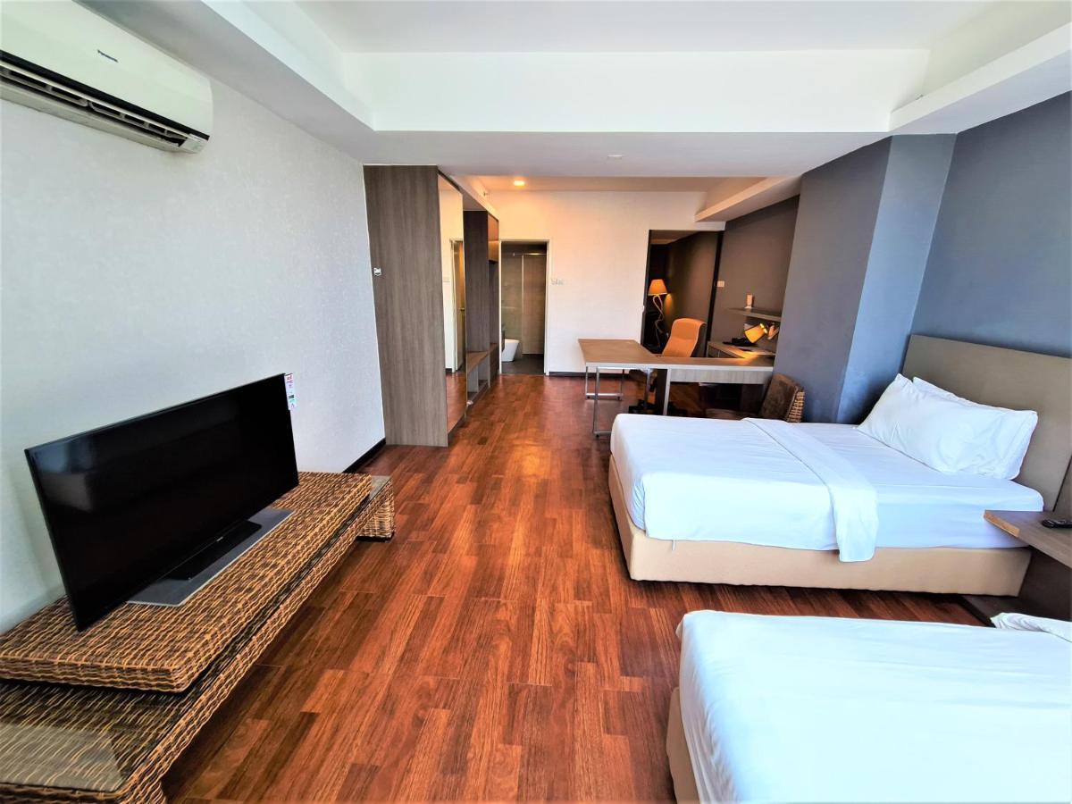 Nexus Business Suite Hotel Шах Алам Екстериор снимка