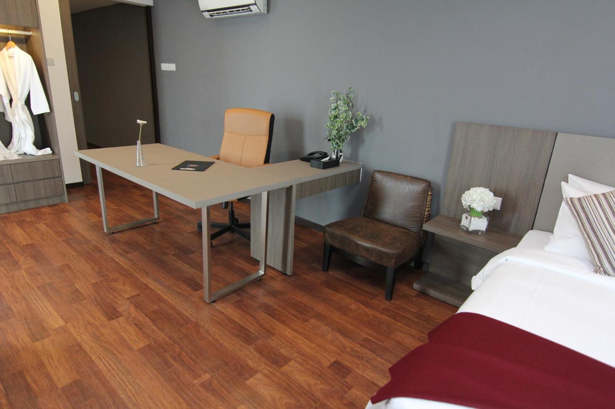 Nexus Business Suite Hotel Шах Алам Стая снимка